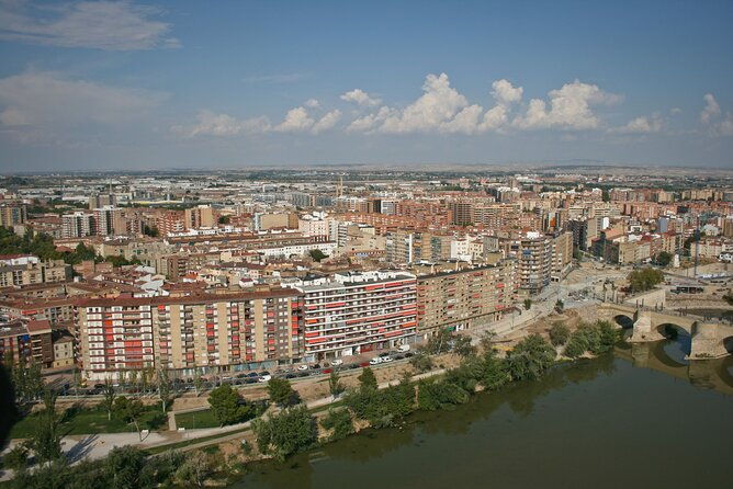private-custom-tour-with-a-local-guide-zaragoza