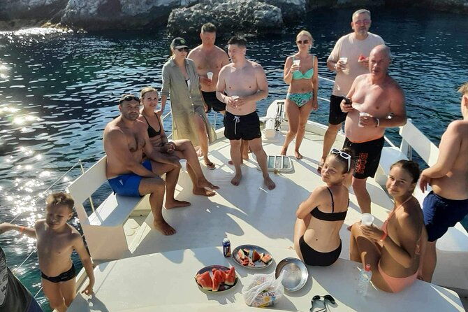 private-daily-cruise-or-sunset-for-swimming-max-11-persons