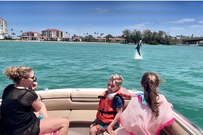 private-dolphin-architecture-tour-in-st-petersburg-fl-2