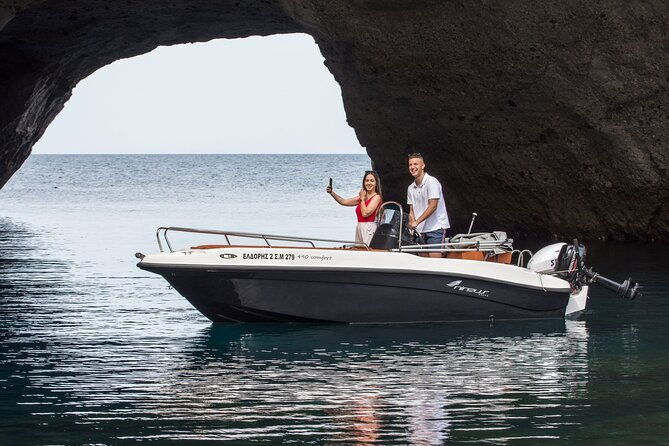 private-eldoris-boat-rental-in-milos-agia-kiriaki-greece