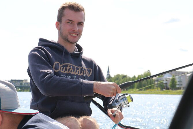 private-guided-fishing-boat-tour-in-rovaniemi