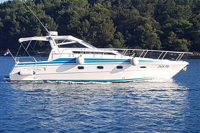 private-half-day-boat-excursion-in-pula