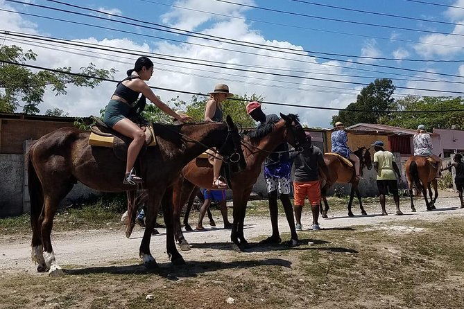 private-horseback-riding-from-ocho-rios-with-guide