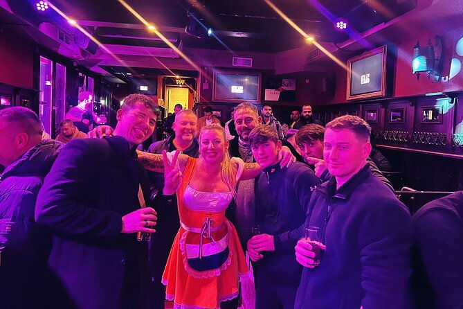 private-hostess-bar-tour-in-amsterdam-red-light-district-3h-2
