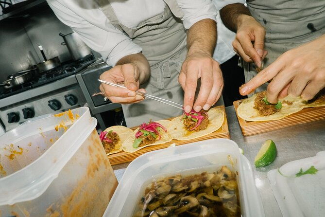 private-hungry-city-walking-and-food-tour-from-san-sebastian-2