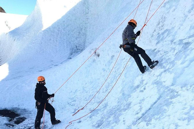 private-ice-climbing-on-solheimajokull