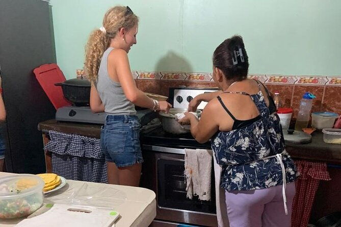 private-local-cooking-class-in-nosara