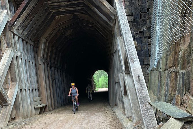 private-mickelson-trail-bicycling-tour
