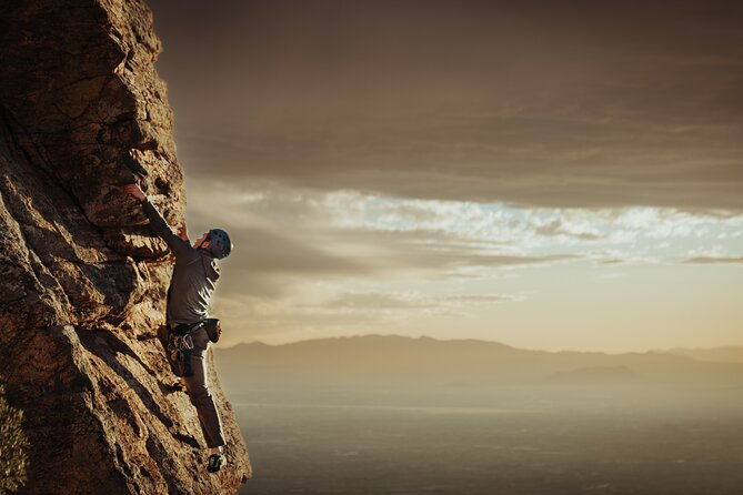 private-mt-lemmon-rock-climbing-half-day-tour-in-arizona