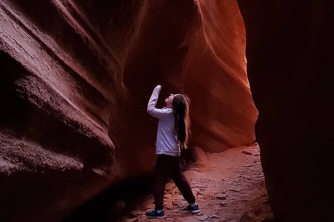 private-mystical-slot-canyon-tour-by-4wd
