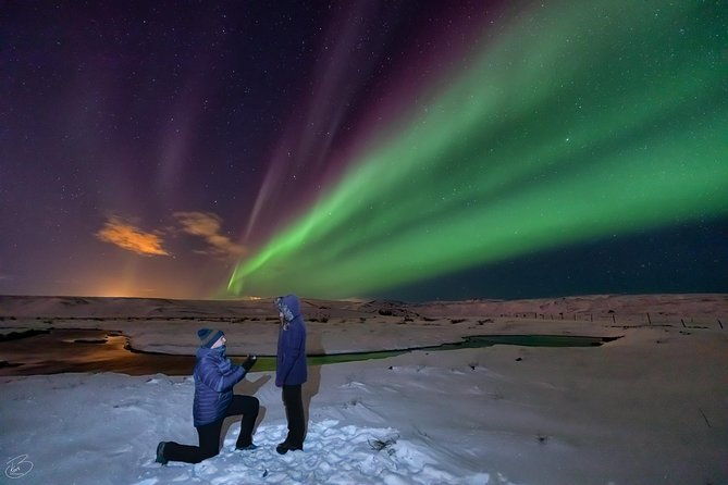 private-northern-light-photo-infused-tour-2