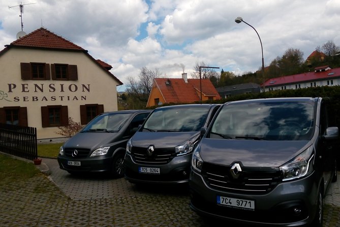 private-one-way-transfer-from-cesky-krumlov-to-vienna