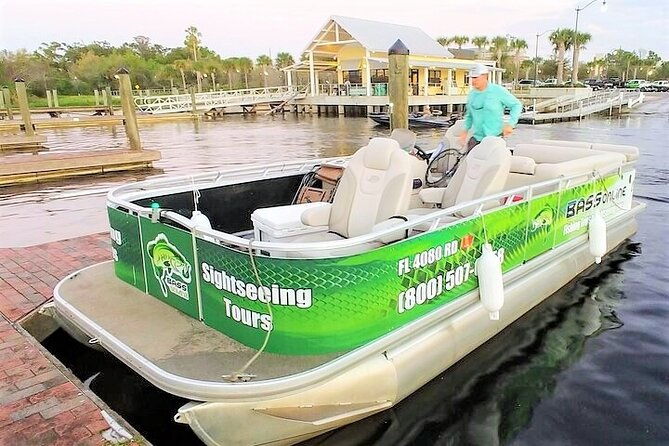 private-pontoon-fishing-charter-on-lake-tohopekaliga-in-florida-4-or-6-hours