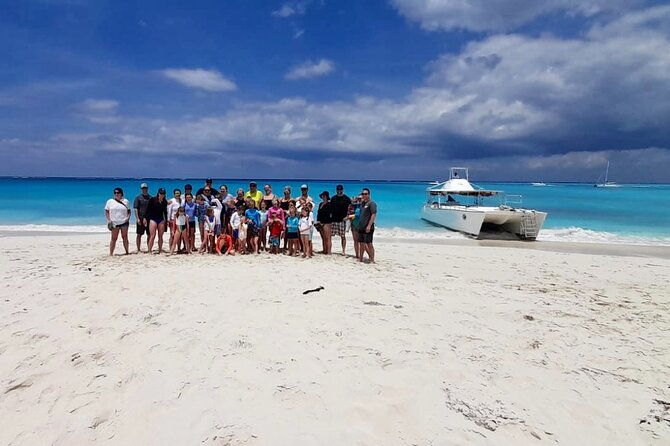 private-reef-beach-and-sandbar-tour-from-providenciales