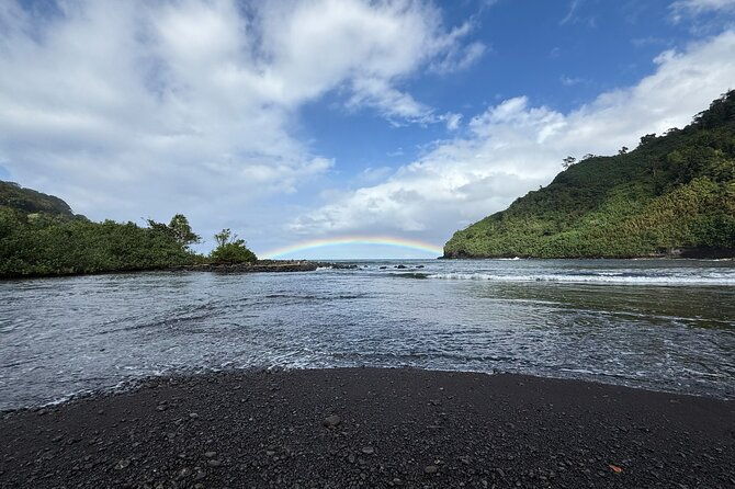 private-road-to-hana-maui-open-air-jeep-tour