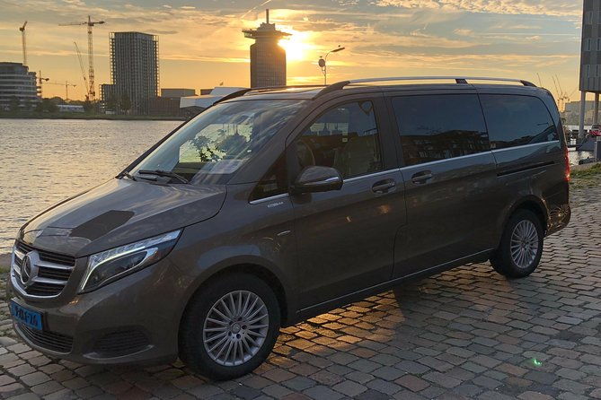 private-roundtrip-transfer-schiphol-airport-to-amsterdam