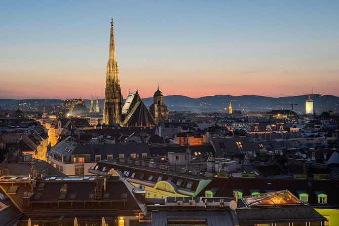 private-scenic-transfer-from-salzburg-to-vienna-with-4h-of-sightseeing