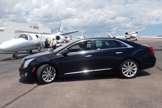 private-sedan-new-york-city-airport-arrival-transfer