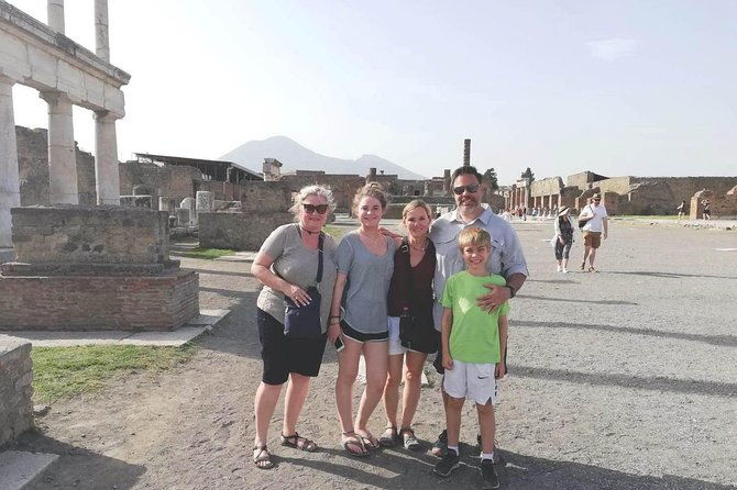 private-shore-excursion-from-naples-to-pompeii-sorrento-and-positano