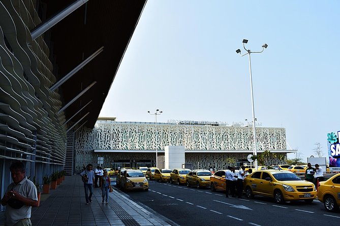 private-shuttle-service-from-santa-marta-airport-to-hotel-in-santa-marta