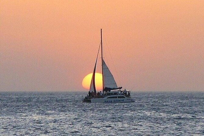private-sunset-catamaran-in-playa-flamingo