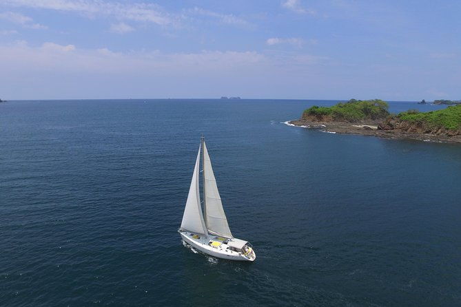 private-sunset-charter-of-50-beneteau