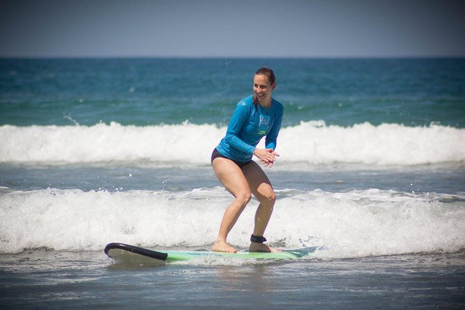 private-surfing-lesson-in-playa-grande-for-beginners-and-intermediates
