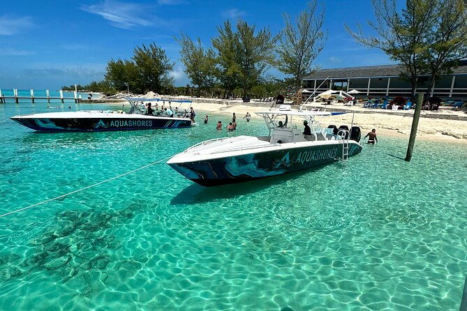 private-tour-45ft-powerboat-to-nearby-islands