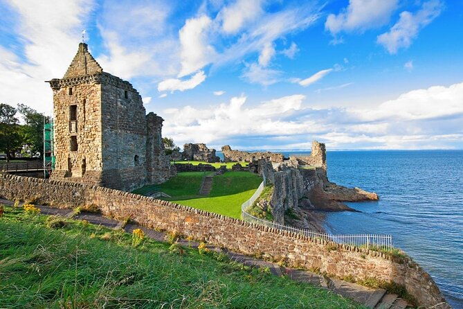 private-tour-edinburgh-to-st-andrews-dunnottar-castle-dundee-2