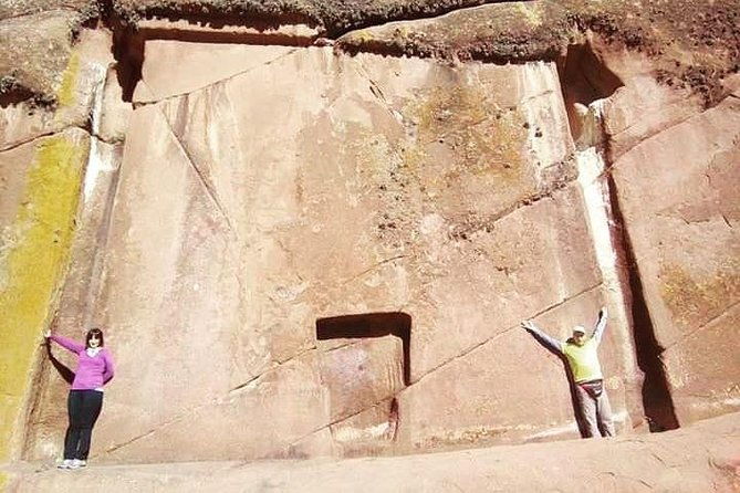 private-tour-from-puno-to-tiwanaku