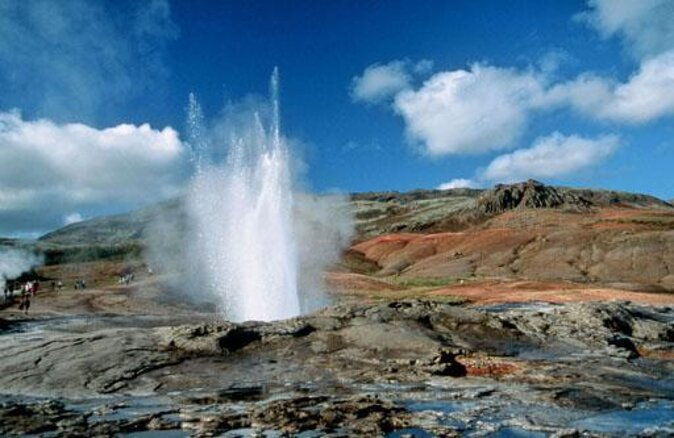 private-tour-golden-circle-tour-by-luxury-suv-from-reykjavik