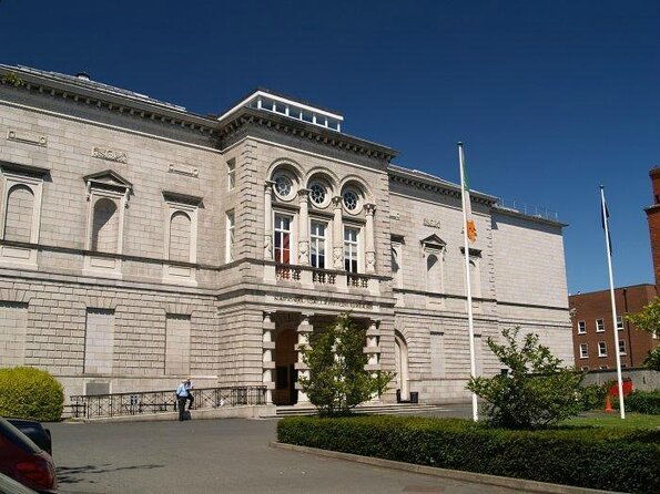 private-tour-of-dublin-museums-walking-tour