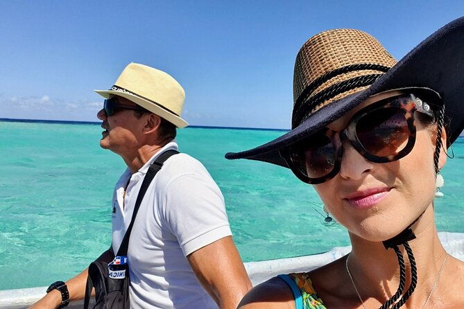 private-tour-to-paradise-island-with-snorkel-manatee-sanctuary