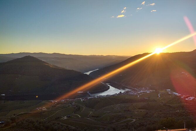 private-tour-with-3-wineries-and-viewpoint-2
