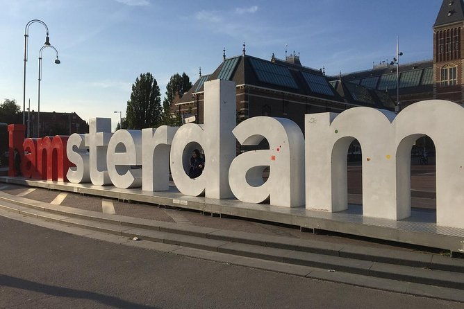 private-transfer-from-dusseldorf-to-amsterdam-or-schiphol-airport
