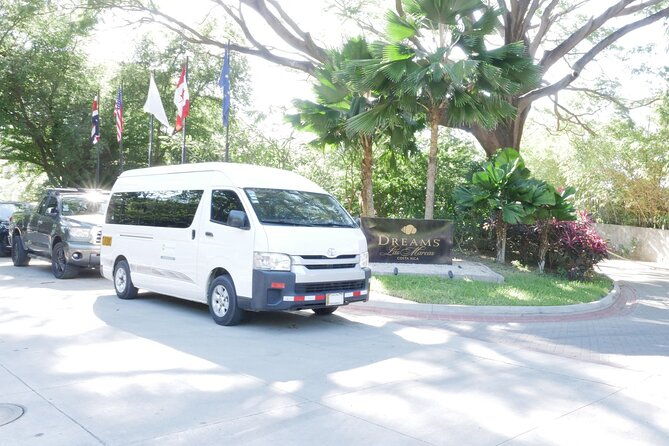 private-transfer-from-liberia-airport-to-dreams-las-mareas