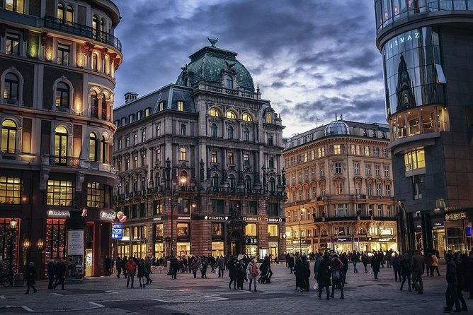 private-transfer-from-munich-to-vienna-with-2-hours-for-sightseeing