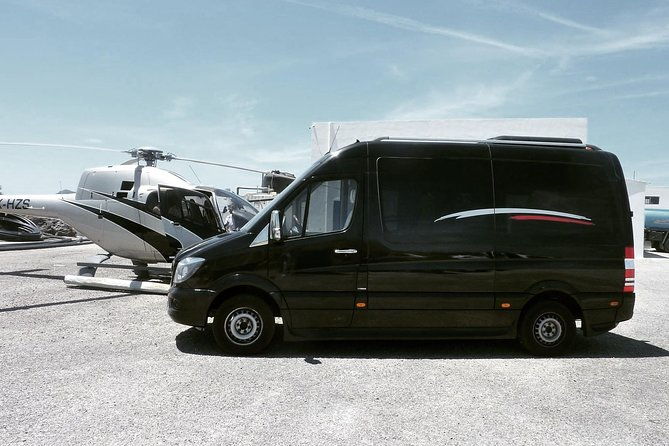 private-transfer-from-or-to-santorini-airport-port-hotel