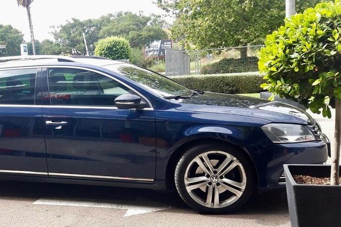 private-transfer-from-salou-portaventura-to-airport-barcelona