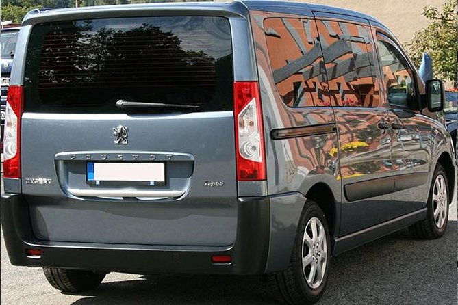 private-transfer-from-santiago-airport-to-santiago