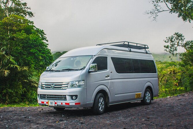 private-transfer-from-sjo-airport-to-la-fortuna-van-a-c-wif