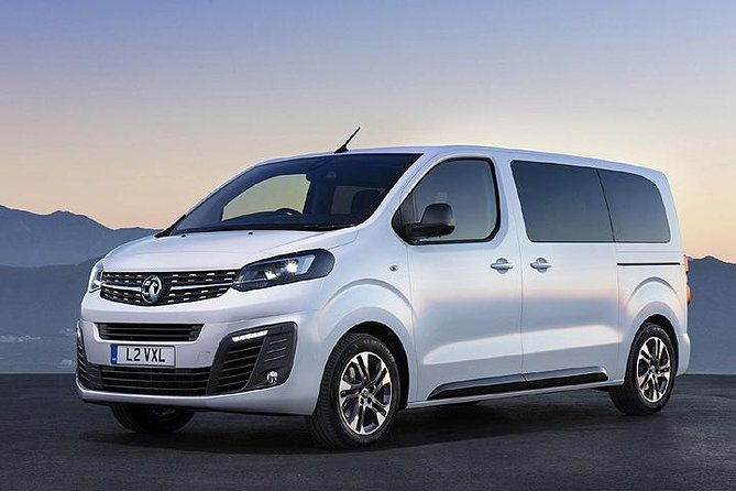 private-transfer-from-thessaloniki-airport-to-sani-resort