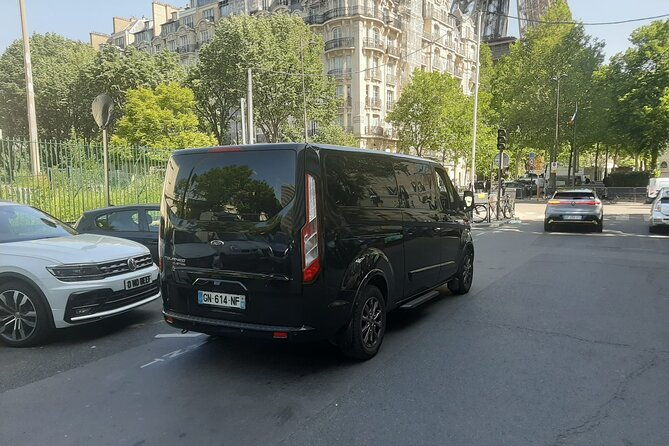 private-transfer-from-versailles-to-cdg-ory-airport-or-paris