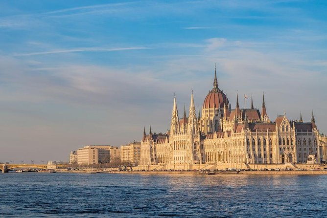 private-transfer-from-vienna-to-budapest-with-2-hours-for-sightseeing
