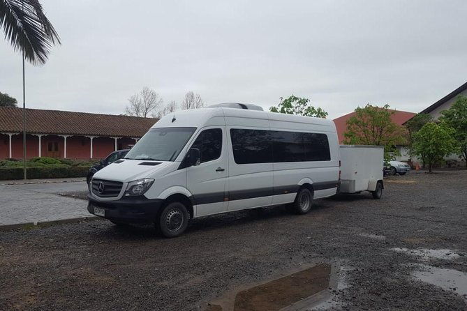 private-transfer-from-vina-del-mar-or-valparaiso-city-hotel-to-santiago-city