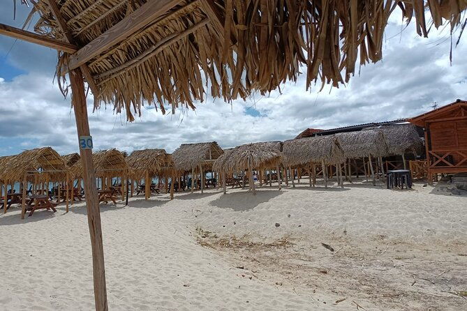 private-transfer-hotel-or-airport-to-resorts-in-playa-blanca-one-way