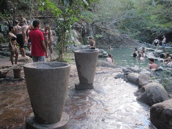 private-transfer-int-airport-liberia-to-la-fortuna-from-1-to-6-passengers