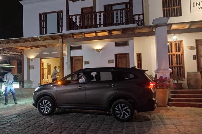 private-transportation-between-ica-bus-terminal-and-huacachina-hotels