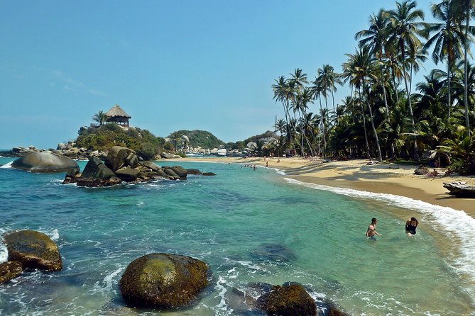 private-transportation-service-from-cartagena-to-hotel-in-tayrona-park-area