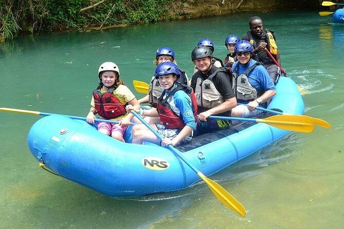 private-tubing-or-kayaking-river-tour-in-jamaica